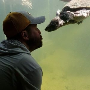 Meet your Posher, Robin